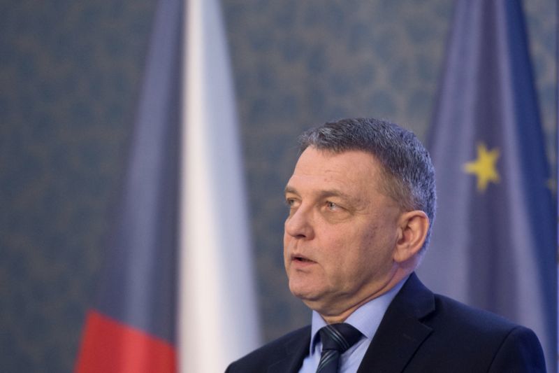 Ministr zahraničí Lubomír Zaorálek. Ministr zahraničí Lubomír Zaorálek.
