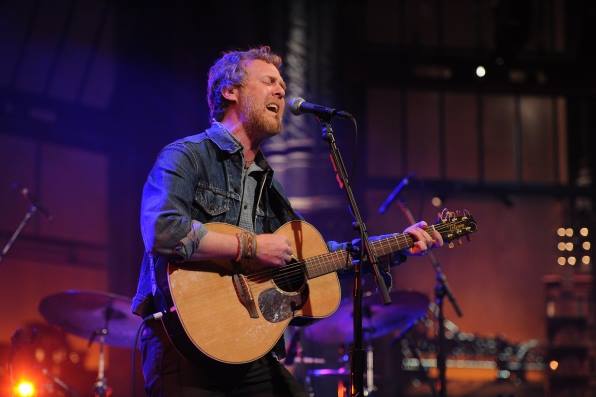 Zpěvák a kytarista Glen Hansard se narodil roku 1970 v irském Dublinu. Zpěvák a kytarista Glen Hansard se narodil roku 1970 v irském Dublinu.