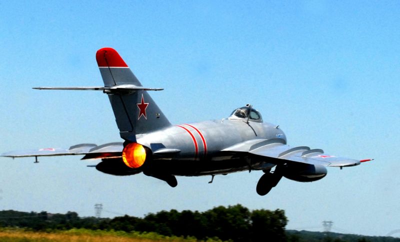 Letoun MiG-21 vyrobený v roce 1960. Letoun MiG-21 vyrobený v roce 1960.