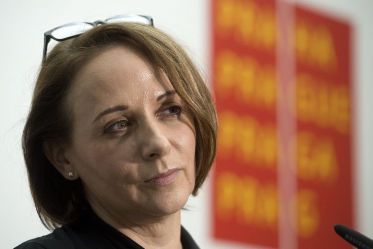 Adriana Krnáčová.