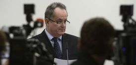 Ředitel Střední průmyslové školy Na Třebešíně František Bártl.