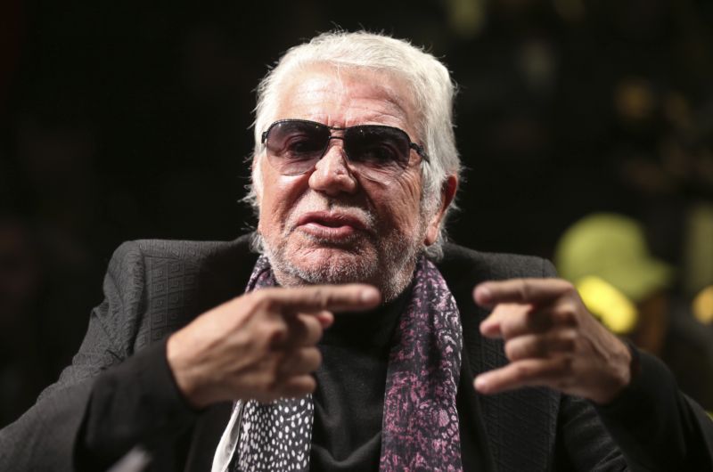 Italský módní návrhář Roberto Cavalli.