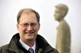 Baťův vnuk John Nash.