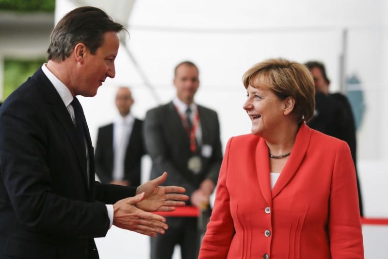 Britský premiér David Cameron a německý kancléřka Angele Merkelová.