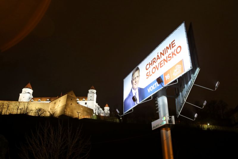 Slovenské volby 2016. Billboard Roberta Fica v Bratislavě. 