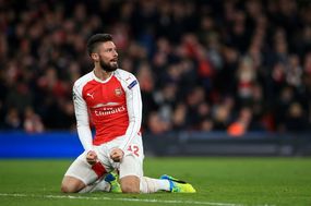 Messi poslal Arsenal do kolen.