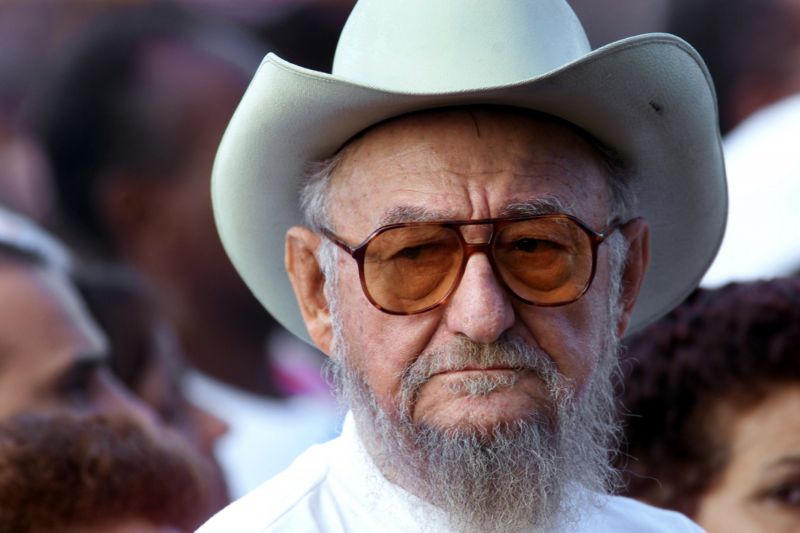 Ramón Castro. Ramón Castro.