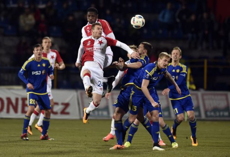 Momentka ze zápasu Slavie s Jihlavou.