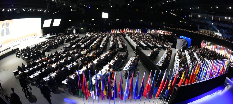 Korupční krize Mezinárodní fotbalové federace FIFA se v roce 2015 výrazně promítla do ekonomiky celé organizace. 