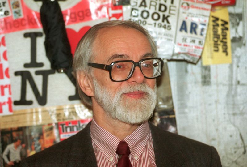 Výtvarný umělec, básník a disident Karel Trinkewitz. Výtvarný umělec, básník a disident Karel Trinkewitz.