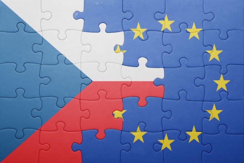 Česká republika se stala novým členským státem Evropské unie 1. května 2004. Česká republika se stala novým členským státem Evropské unie 1. května 2004.