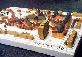 Maketa obytného areálu Hvězda podle návrhu architekta Vlada Miluniče v Praze 6. Rok 1996.