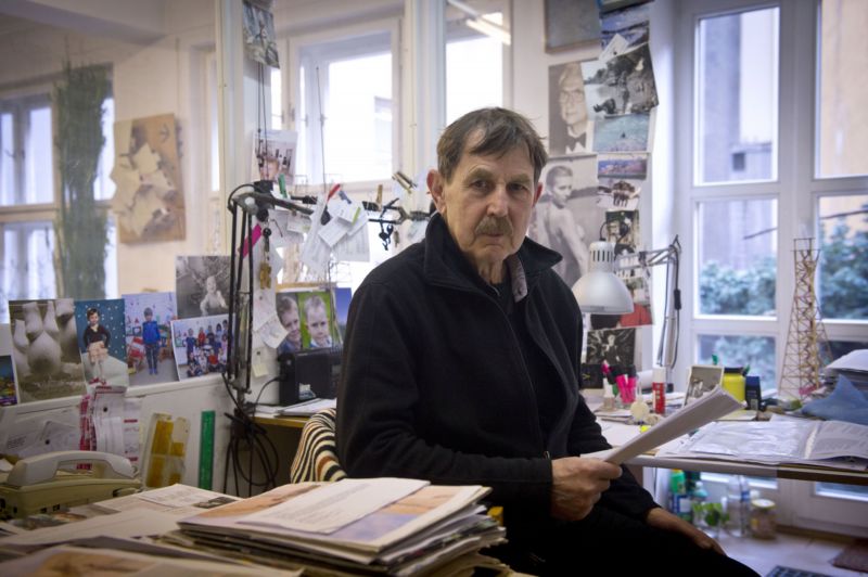 Architekt Vlado Milunič, mimo jiné spoluautor Tančícího domu v Praze, oslaví 75. narozeniny.