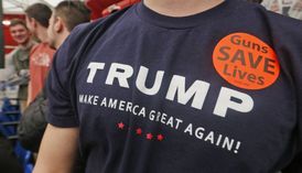 Příznivce republikánského prezidentského kandidáta Donalda Trumpa.
