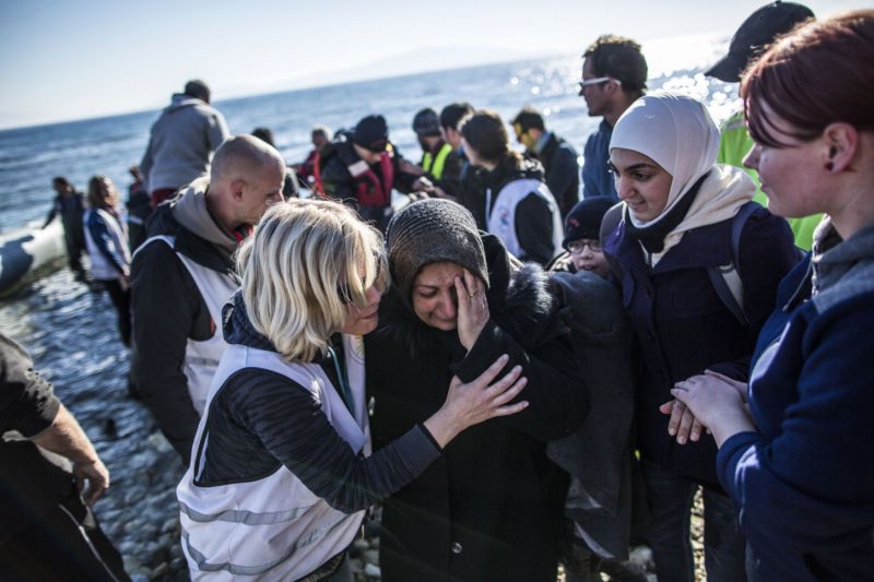 Turečtí migranti na řeckém ostrově Lesbos.