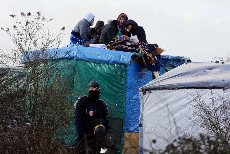Migranti nechtějí opustit Calais. 