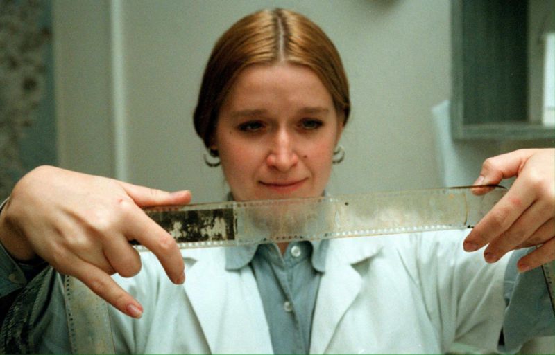 Technické práce v Národním filmovém archivu. Technické práce v Národním filmovém archivu.