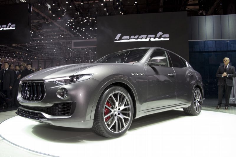 Okamžik premiéra Maserati Levante na ženevském autosalonu.