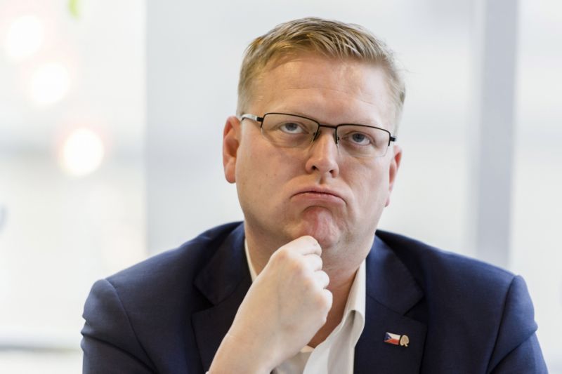 Před rokem a půl Pavel Bělohrádek zvažoval, zda vůbec kandidovat na předsedu KDU-ČSL.