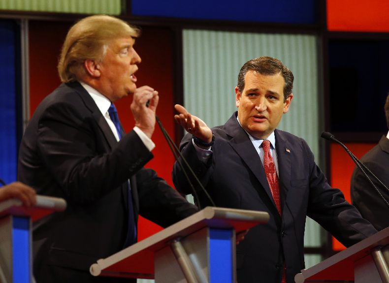 Texaský senátor Ted Cruz (vpravo) a Donald Trump.