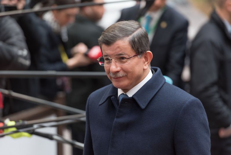 Turecký premiér Ahmet Davutoglu.