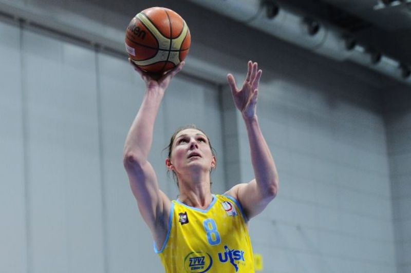 Ilona Burgrová.