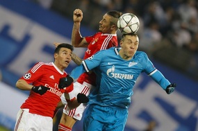 Fotbalisté Benficy Lisabon si po čtyřech letech zahrají čtvrtfinále Ligy mistrů. V osmifinálové odvetě zvítězili 2:1 na hřišti Zenitu Petrohrad a po domácí výhře 1:0 jdou dál.