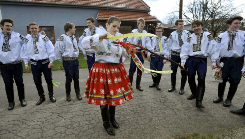 Kromě tradic či řemesel je na programu také cimbálová a dechová muzika.