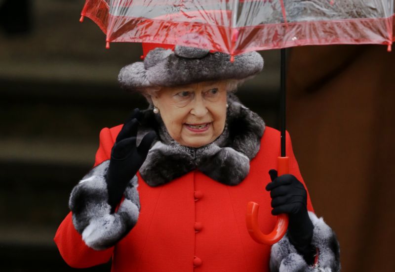 Deník The Sun si trvá na své informaci, že královna Alžběta II. podporuje brexit.