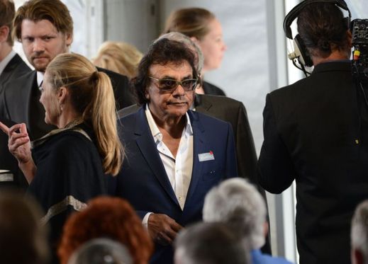 Americký countryový zpěvák a skladatel Johnny Mathis.