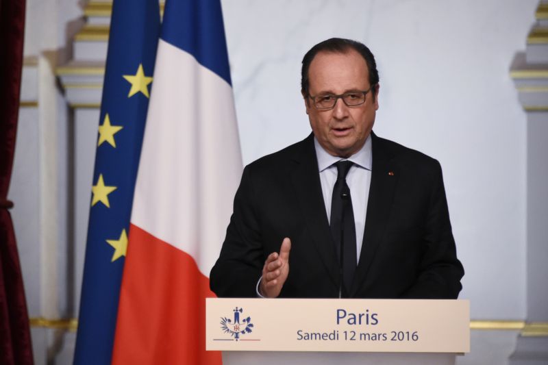 Francouzský prezident François Hollande. Francouzský prezident François Hollande.