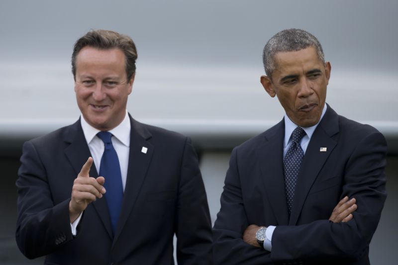 Britský premiér David Cameron a americký prezident Barack Obama. Britský premiér David Cameron a americký prezident Barack Obama.