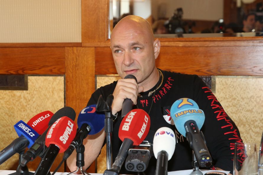 Daniel Landa.