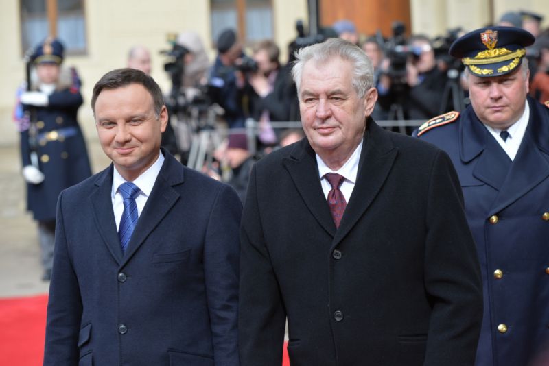 Zleva polský prezident Andrzej Duda a český prezident Miloš Zeman.