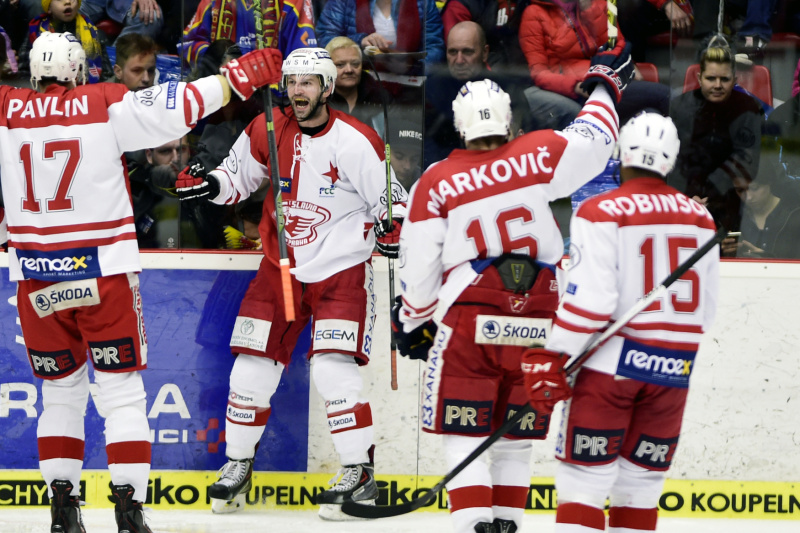 Radost hokejistů Slavie.