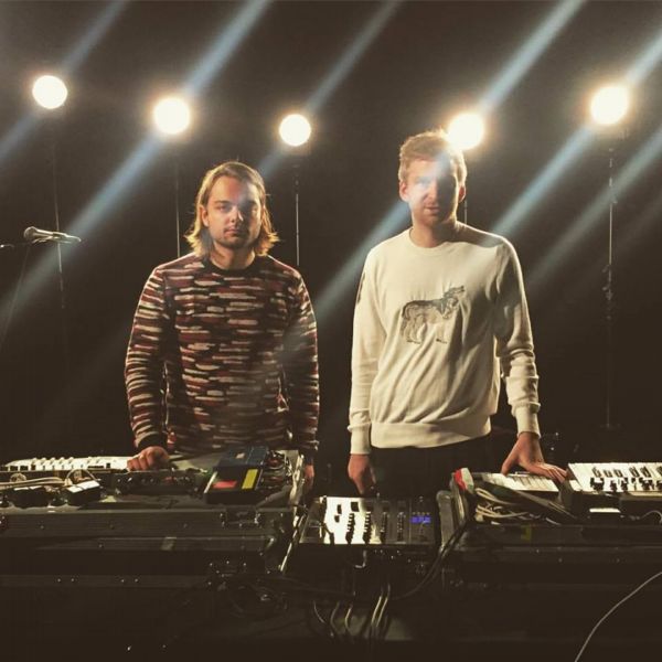 Islandské duo Kiasmos. Islandské duo Kiasmos.