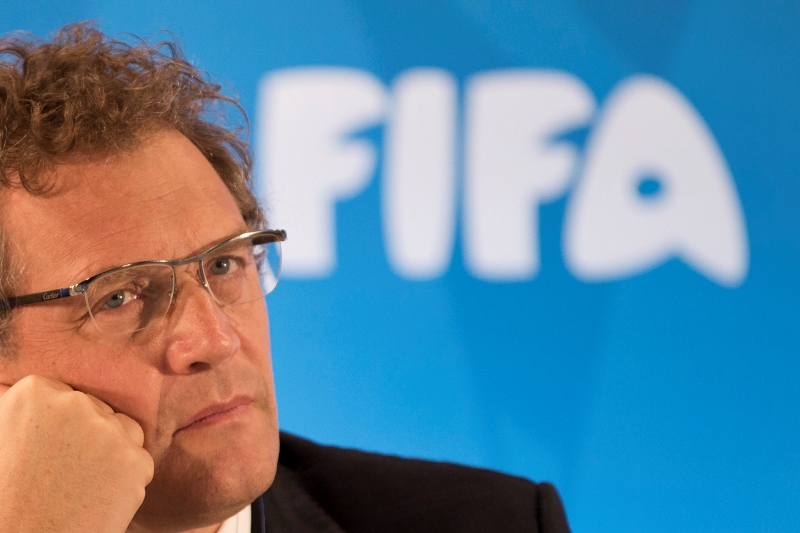 Švýcarské úřady zahájily trestní řízení proti bývalému generálnímu sekretáři FIFA Jéromu Valckemu (na fotce). 