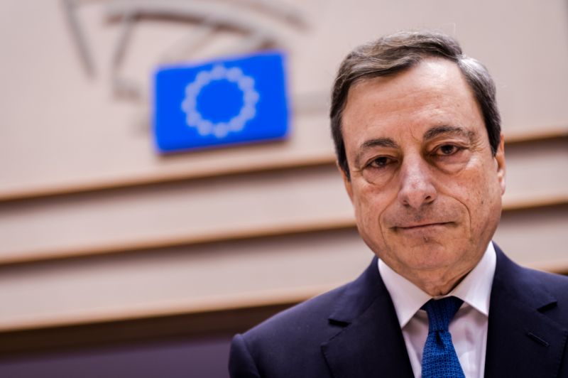 Šéf ECB Mario Draghi. Šéf ECB Mario Draghi.