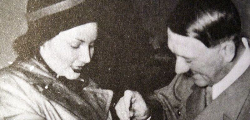 Lída Baarová s "vůdcem" Třetí říše Adolfem Hitlerem.
