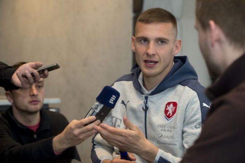 Pavel Kadeřábek.