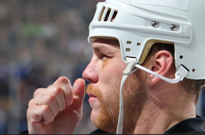 Hokejisté NHL ujíždějí na čpavku (Ilustrační foto).
