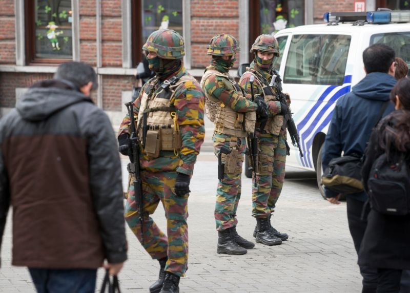 Posílení bezpečnosti po teroristických útocích v Bruselu.