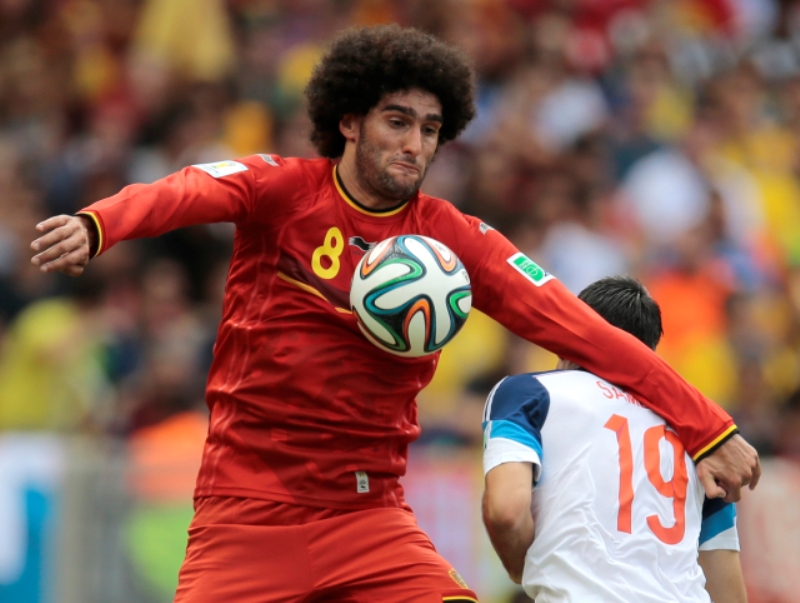 Belgická opora Marouane Fellaini.