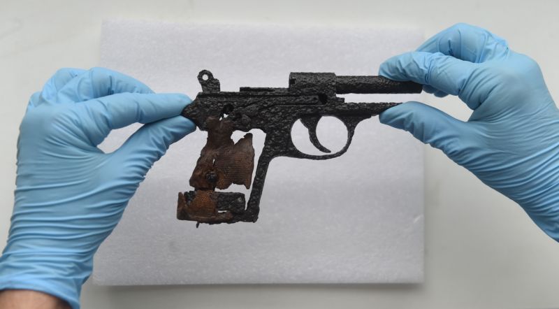 Osobní zbraň Heliodora Píky nazvaná Walther PPK.