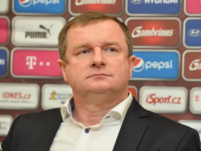 Reprezentační trenér Pavel Vrba.