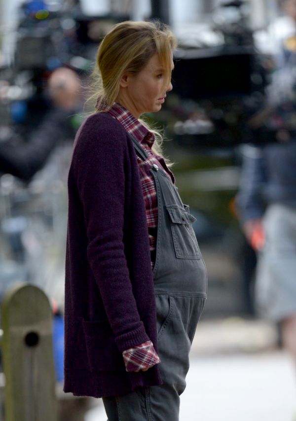 Snímek z natáčení filmu Dítě Bridget Jonesové. Snímek z natáčení filmu Dítě Bridget Jonesové.
