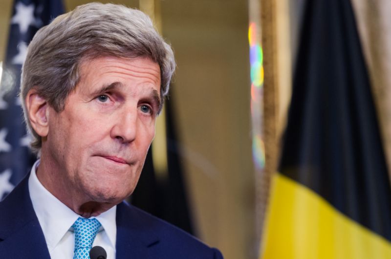 Americký ministr zahraničí John Kerry. Americký ministr zahraničí John Kerry.