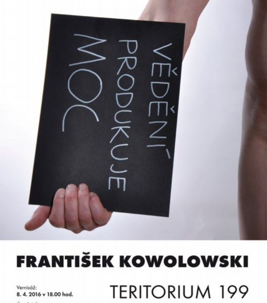 Propagace výstavy Františka Kowolowského.