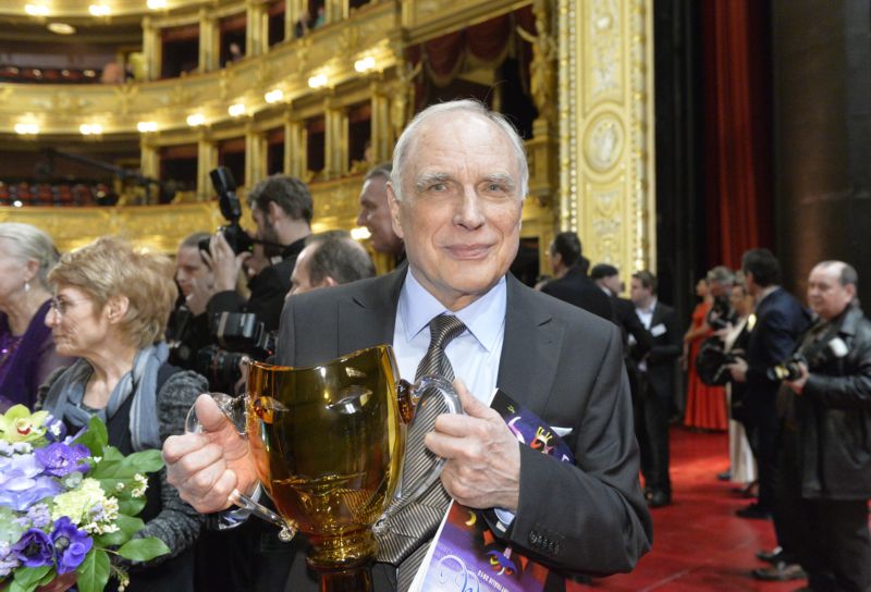 Herec a zpěvák Ladislav Županič. Herec a zpěvák Ladislav Županič.