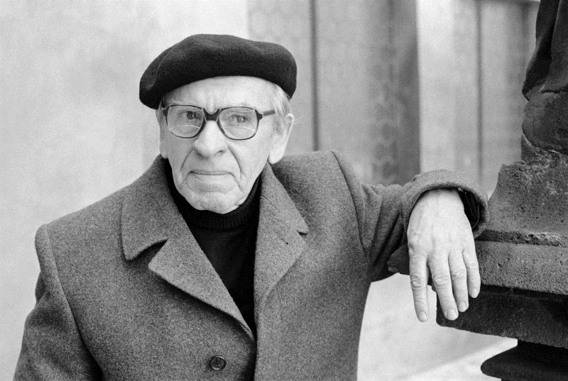 Jozef Kroner exceloval v oblíbeném seriálu Slovácko sa nesúdí.